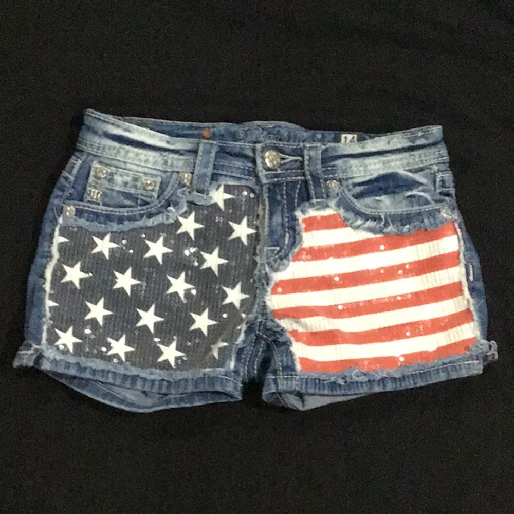 Short shorts